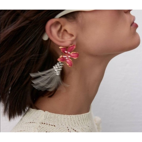 NWTS ZARA Womens Red Floral Rhinestone Tassel Dangle Statement Earrings - Picture 2 of 3